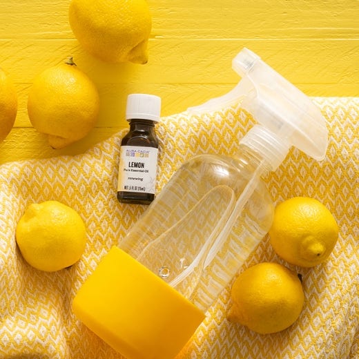 Window Cleaner with Lemon Essential Oil Window Cleaner with Lemon Essential Oil